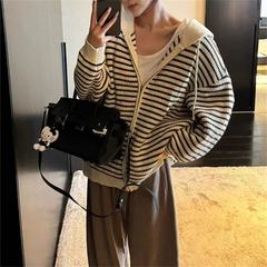 欧洲站撞色条纹休闲连帽针织开衫女秋冬新款宽松慵懒风拉链外套