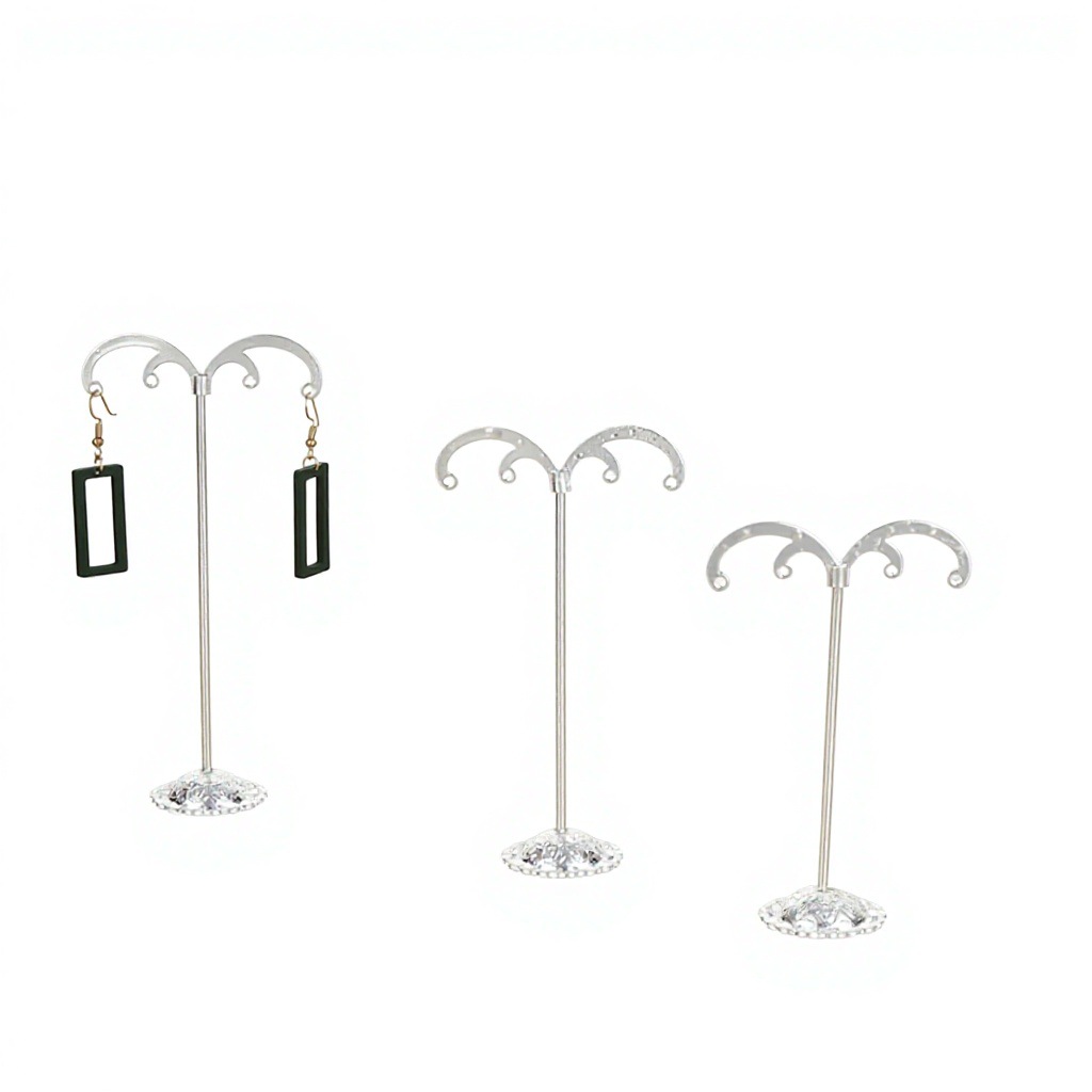 [ M ]