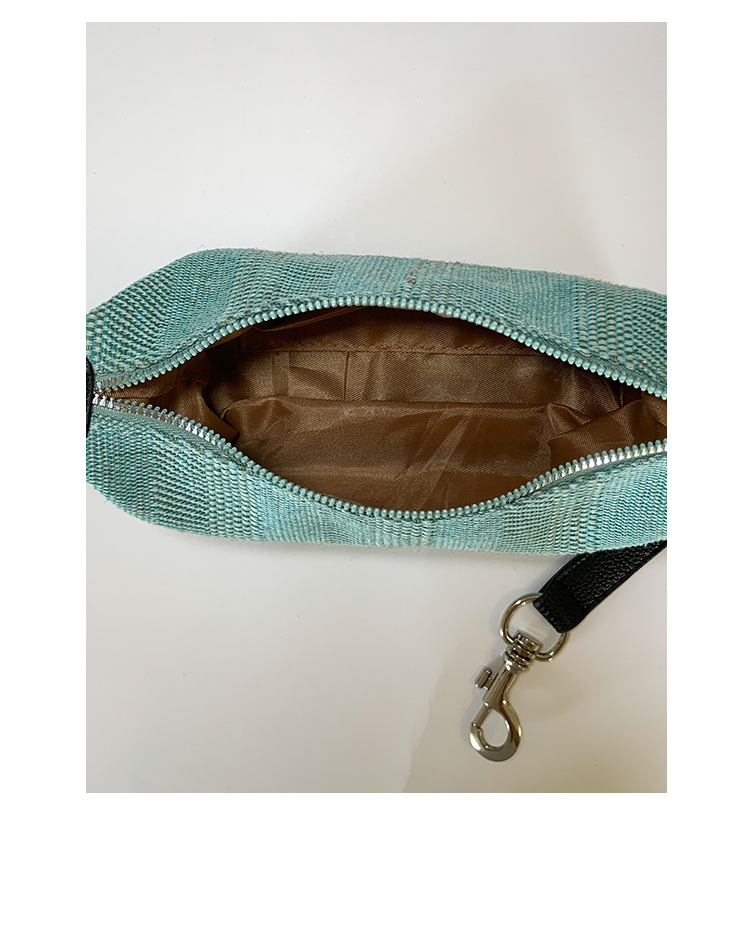 A simple, versatile, fashionable and trendy solid-color underarm bag for women, a new summer 2025 stylish and casual woven single-shoulder crossbody bag undefined