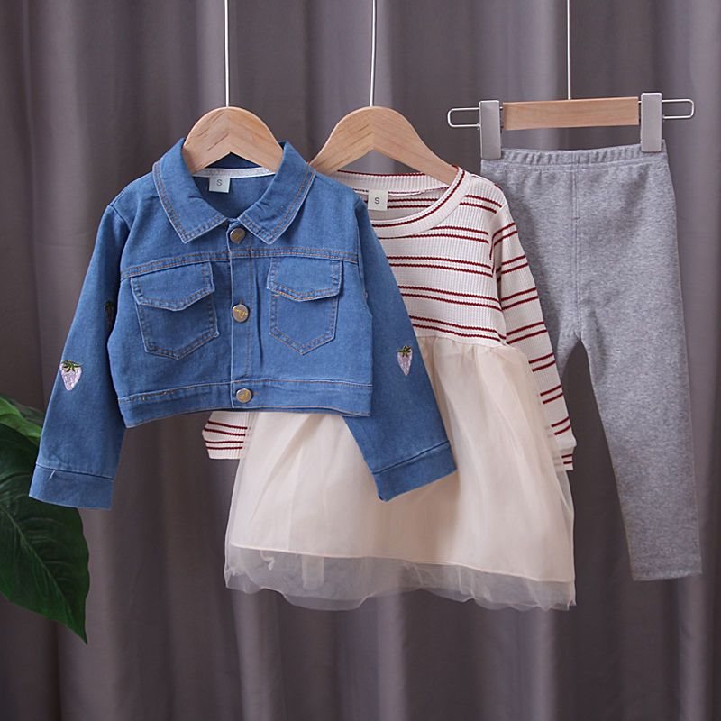 Abbigliamento per bambine primavera autunno maniche lunghe 012-34 anni felpa con cappuccio per neonati tre pezzi versione coreana set per neonati e_voghion.com
