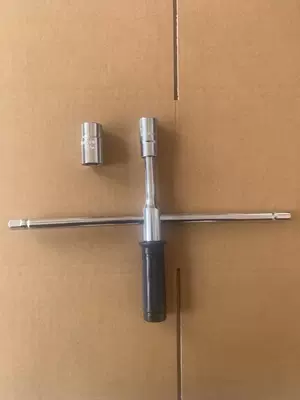 Car jack labor-saving car spare tire replacement