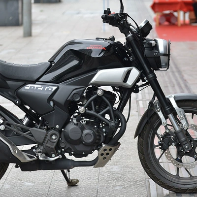 for Honda Cbf190Tr Bumper: Motorcycle bumper