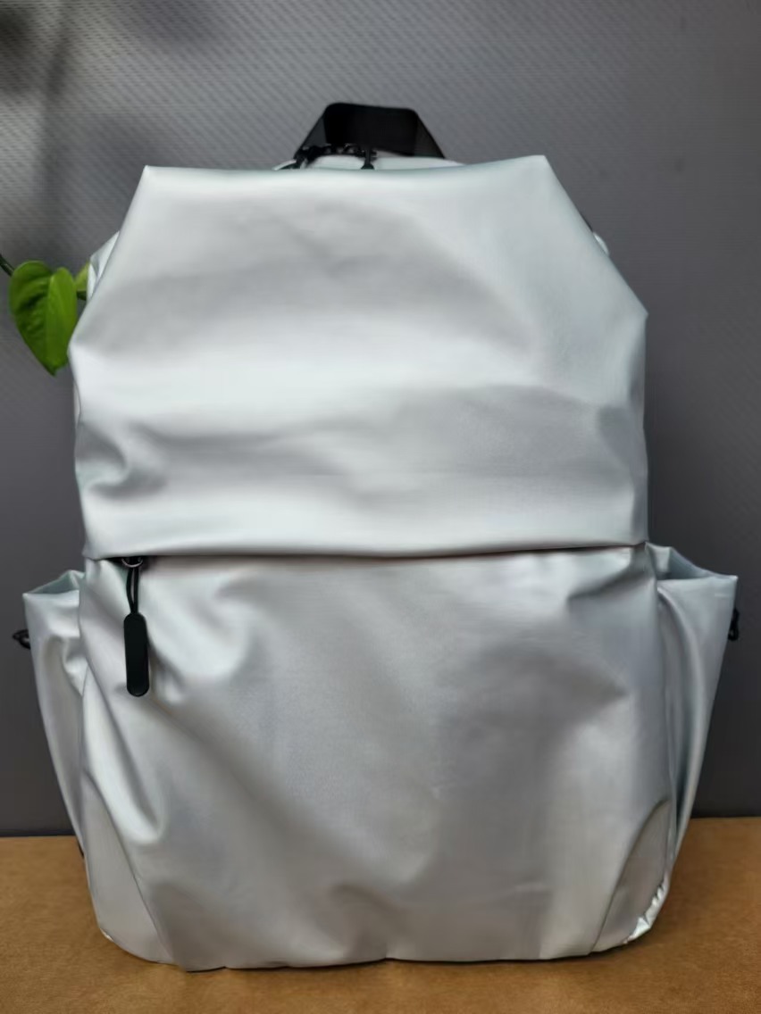 Nuevos productos transfronterizos Mochila de computadora negra Mochila de moda informal Se puede imprimir Ogo Mochila de hombre