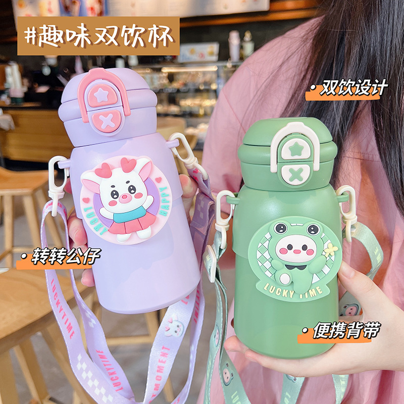 Caricatura de dibujos animados para bebidas de dos tazas de aislamiento térmico para niños 316 tazas de agua de acero inoxidable de grado alimenticio tazas de paja portátiles de alto valor facial