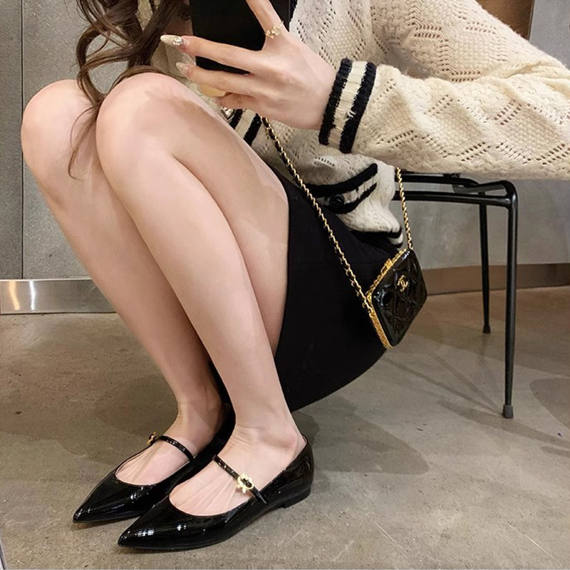 Grape Mom nuevo estilo estilo coreano temperamento charol pequeño puntiagudo se ve delgado con boca poco profunda pequeños zapatos planos de tacón bajo mujeres