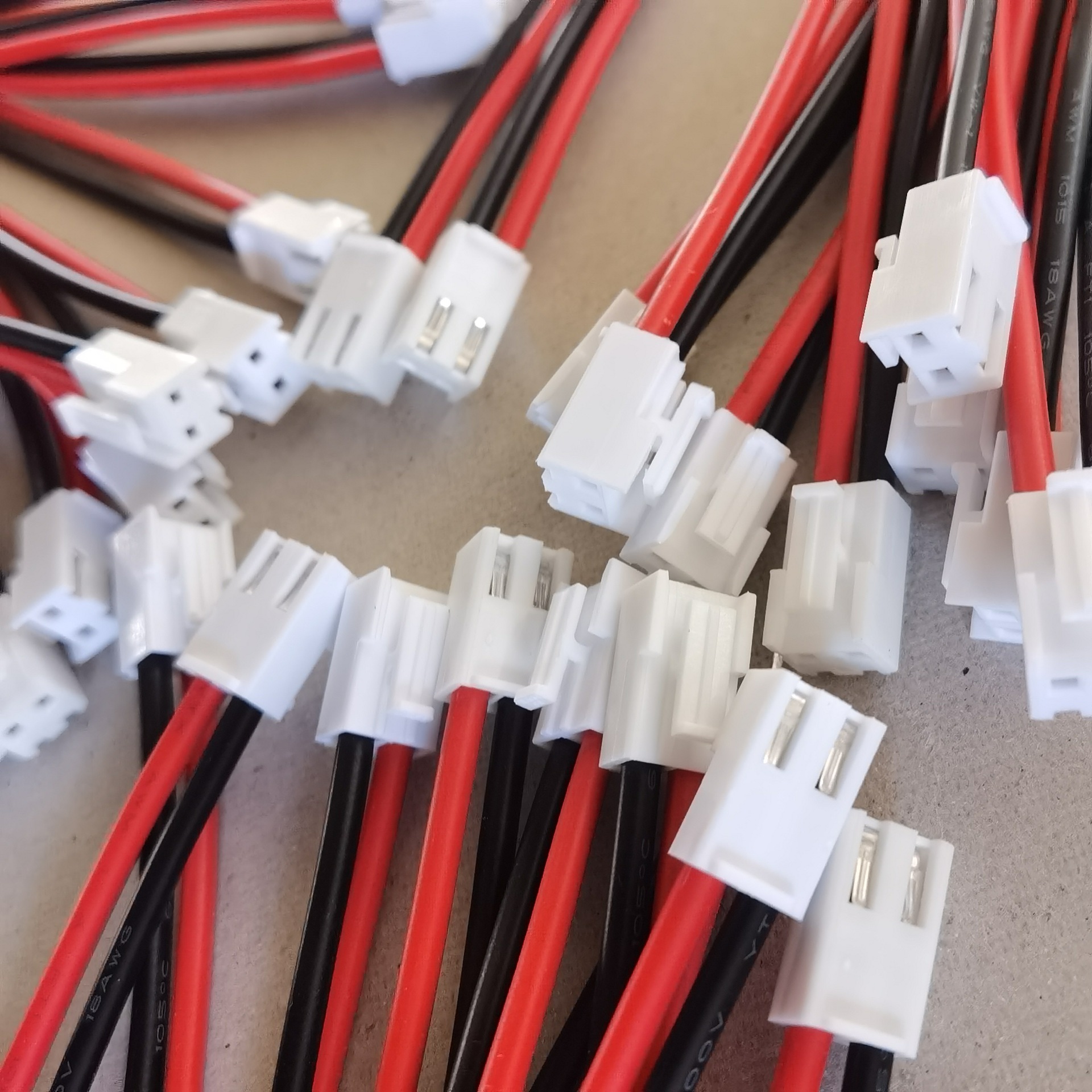 生产批发3.96MM间距VH2P端子线vh3.96-2p端子连接线电子线18#红黑