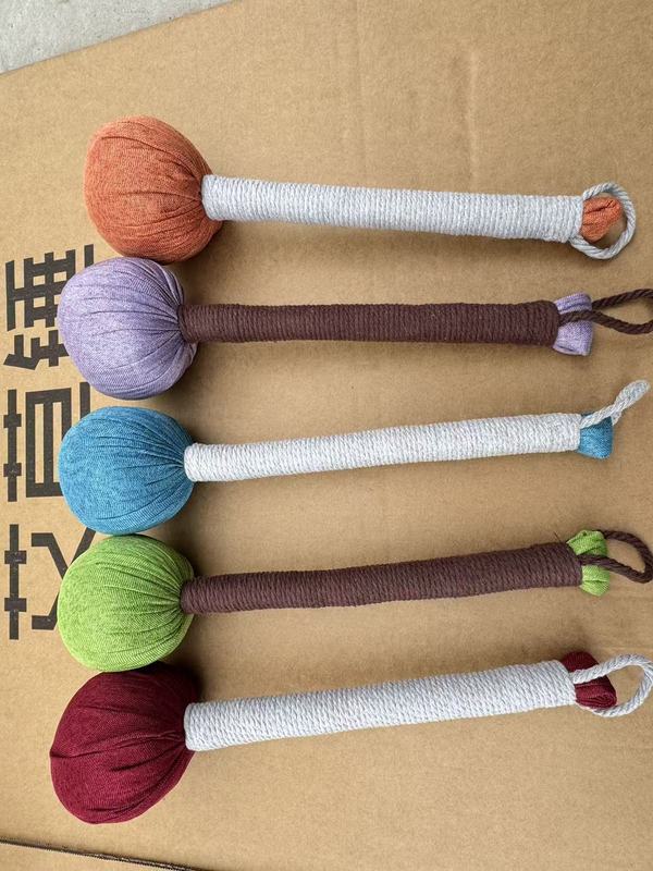 手作りの艾草ハンマー、健康維持経絡叩きハンマー、艾草マッサージハンマー、背中ケアハンマー、美容ハンマー、手持ち式、メーカー卸売|undefined
