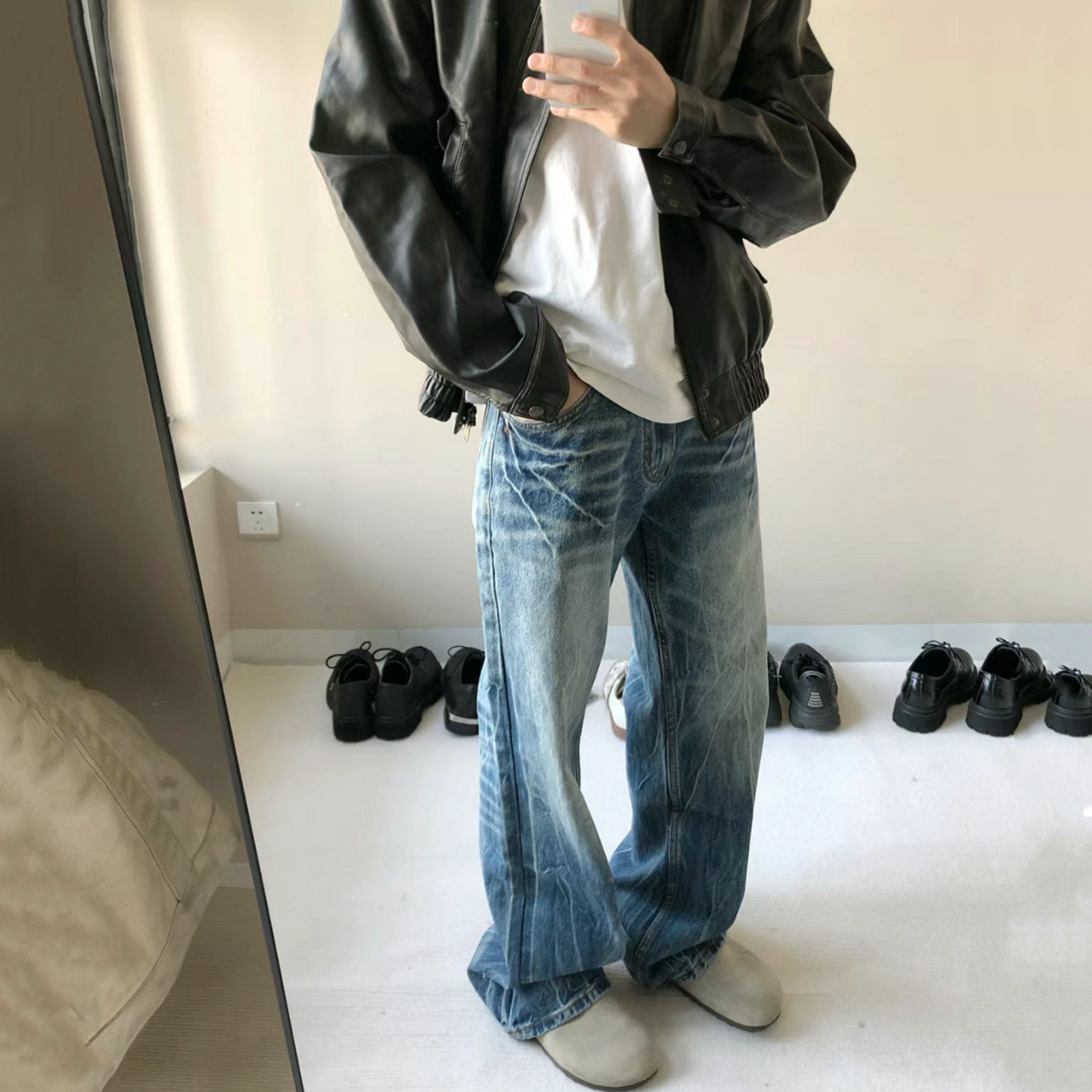Vintage Washed Lightning Bolt Jeans | Distressed Streetwear Denim Pants | Straight-Leg Retro Fit For Men & Teens_voghion.com