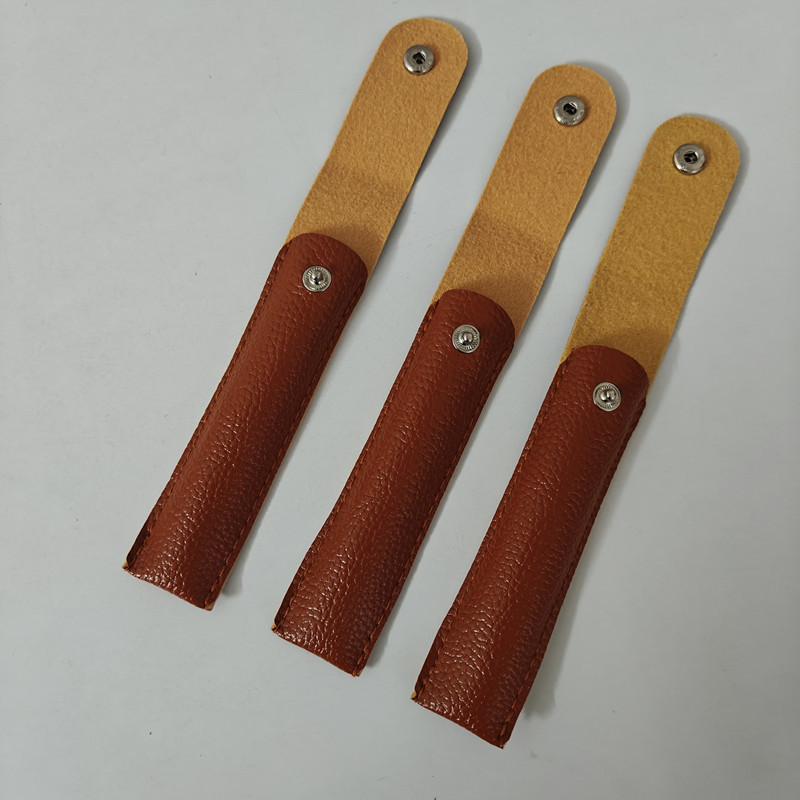 1-Piece Tweezers Leather Case for Eyelash Technicians, Specialized Eyelash Extension Tool Clip Cover, Dolphin Gold Feather Clip Protective Case