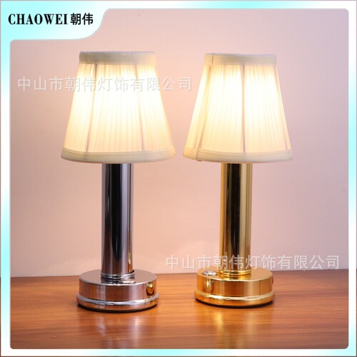 Cross-border Internet celebrity lamp bedside atmosphere lamp bedroom simple fabric table lamp creative decoration light luxury night light
