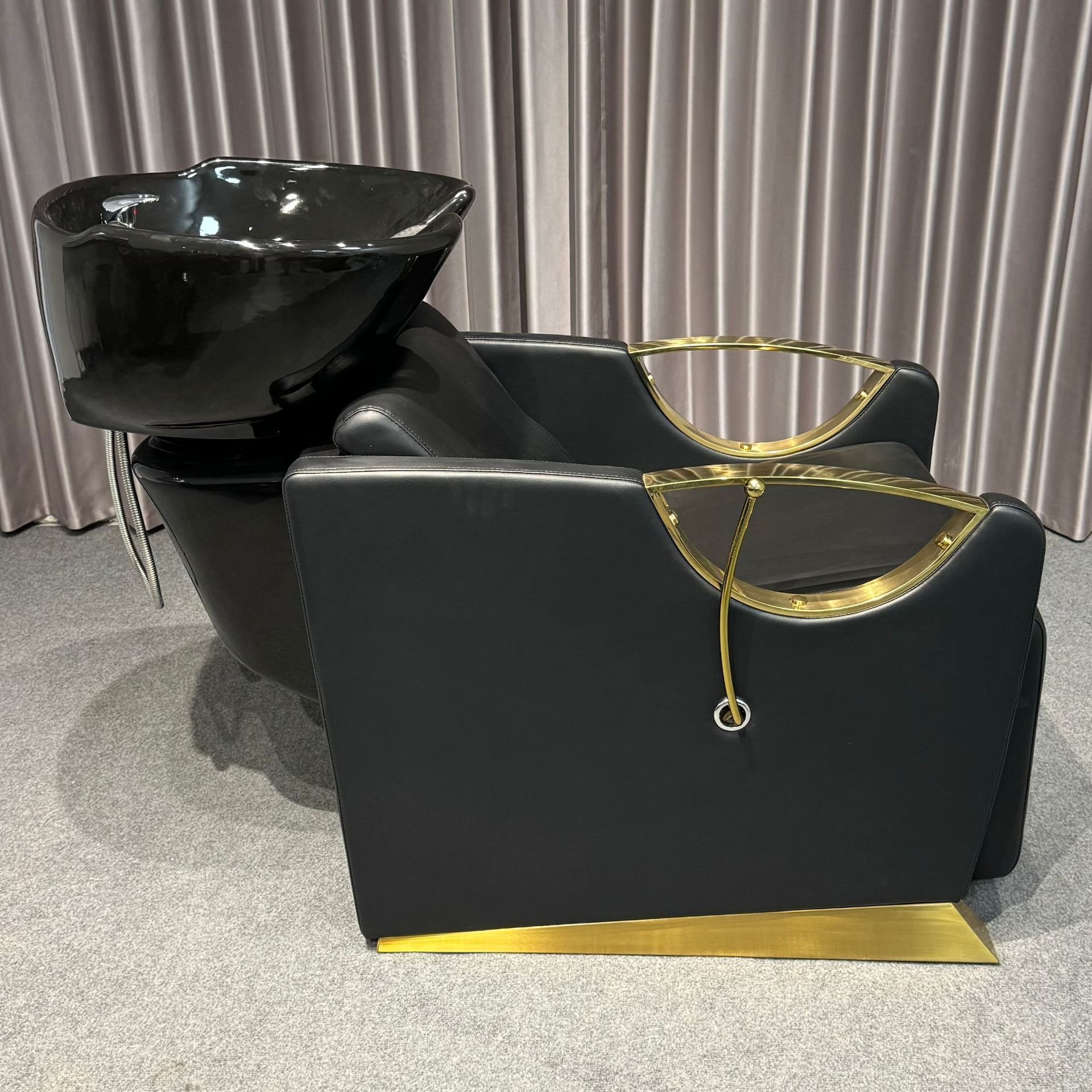 Exportación a salones de belleza europeos y americanos Silla de descarga rápida para sentarse Champú para sentarse Silla de champú Silla de estilo europeo conveniente