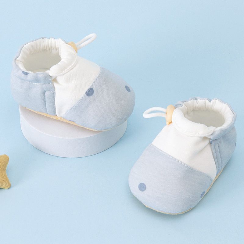 Baby shoes spring and autumn clip cotton shoes cotton soft bottom toddler shoes newborn baby 0-3-6 months 12 wear outside to prevent off 4