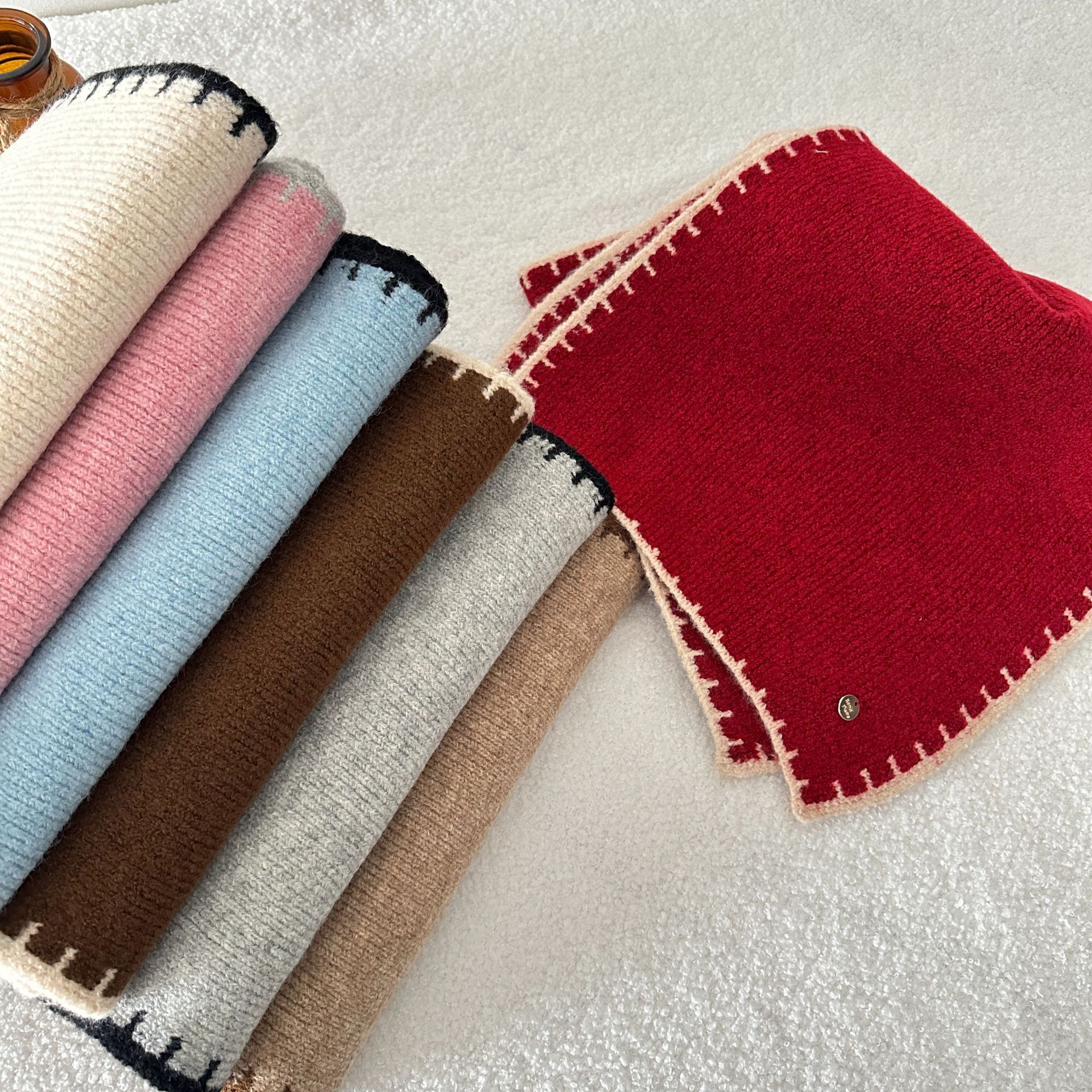 New Lock Edge Knitted Wool Scarf Winter Solid Color Small Fragrance Christmas Atmosphere Gift Soft Waxy Scarf_voghion.com
