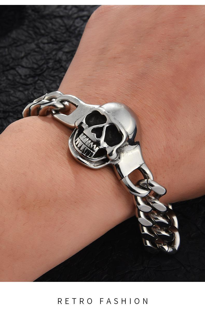 Titanium Steel Material Skull Pattern All Seasons Season Hip-Hop Vintage Style Skull Titanium Steel Plating Men's Bracelets Men's Chain Bracelets