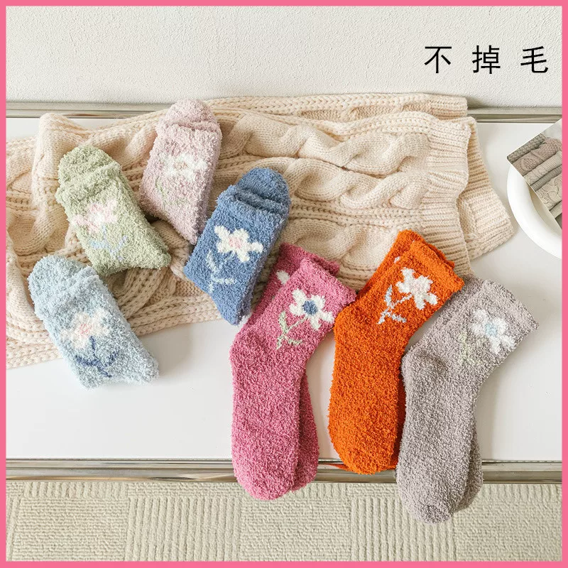 Winter coral velvet socks, Amazon, flowered, increased thickness