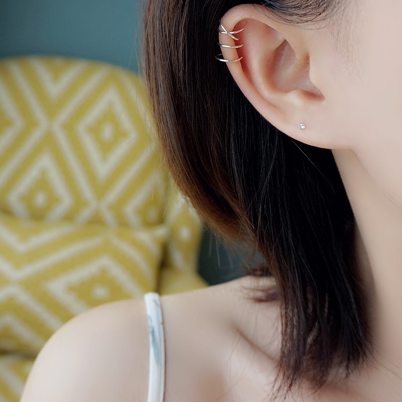 Doble línea cruzada pinzas de orejas 2025 nueva personalidad fresca sin agujeros de orejas pinzas de hueso de orejas pendientes ganchos de orejas parejas de orejas