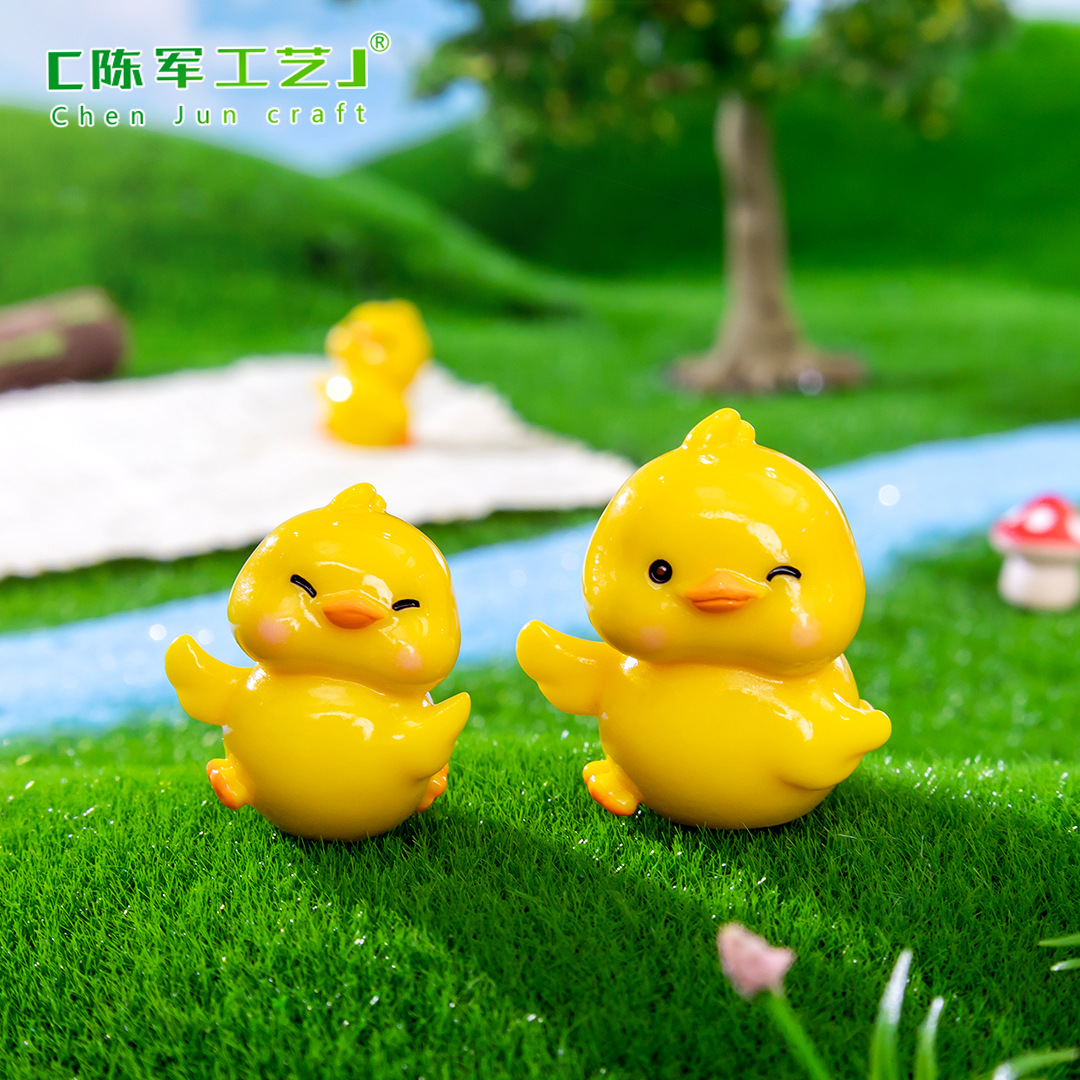 Vịt vàng “cùng kiếm tiền”, đồ trang trí xe hơi bàn làm việc cute sáng tạo (z-CJ-1201)
