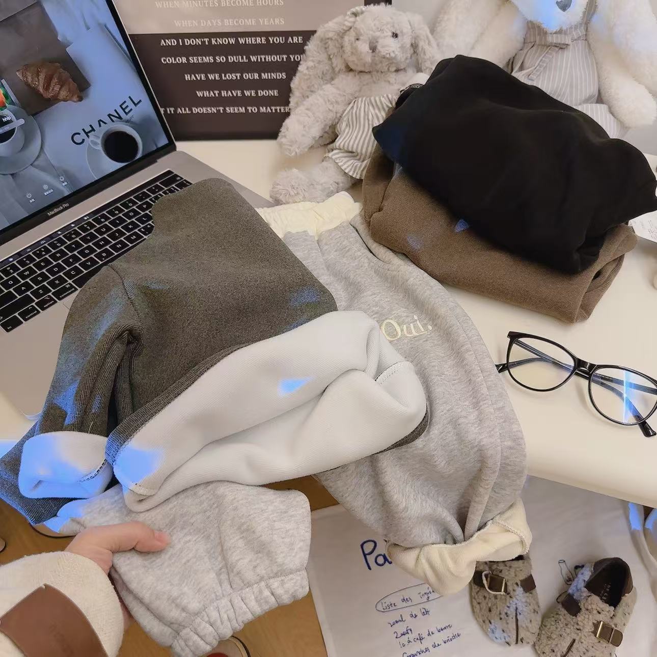 SLX-그레이 벨벳 일체형 칼라 베이스