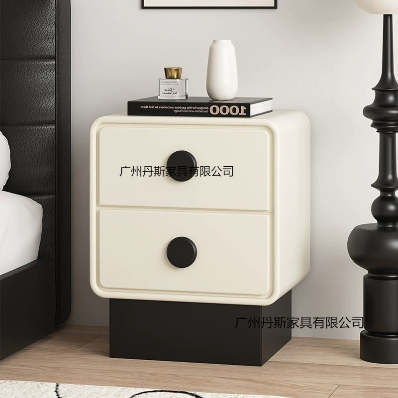 Прикроватная тумбочка из массива дерева в скандинавском стиле, простая современная маленькая прикроватная тумбочка для спальни, новинка 2024 года, доступный роскошный высококачественный шкаф для хранения
