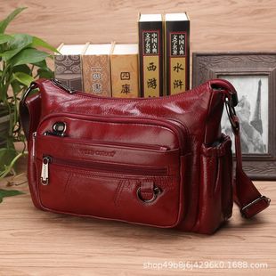 �羳Ů��ţƤб��μ������������Ůʿ���e����ڴ�������б���