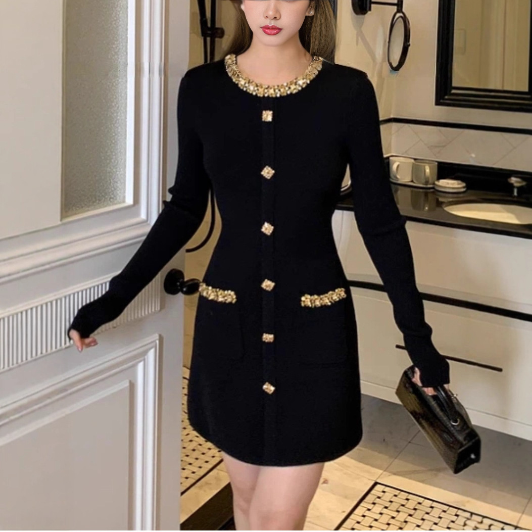 DPLAY【黑标】2025秋季新款黑色轻奢气质连衣裙女针织裙子小黑裙