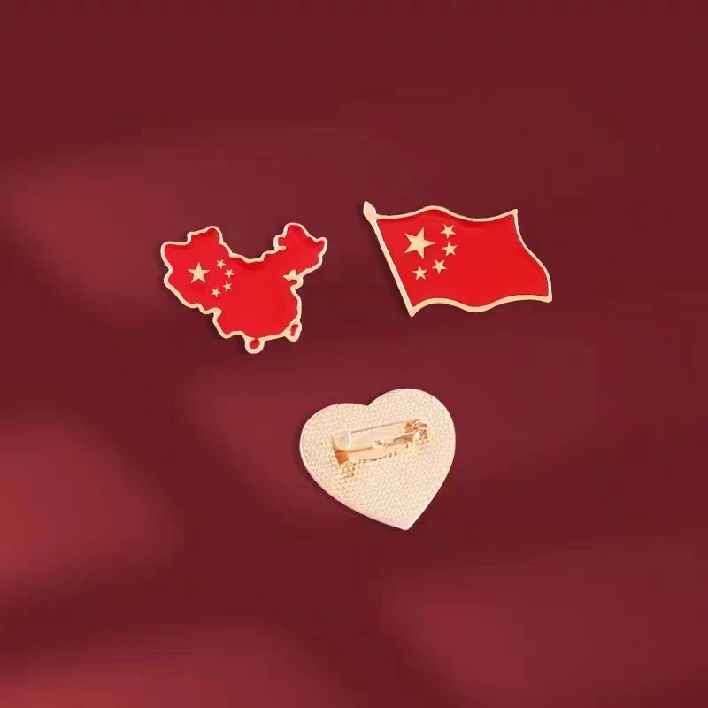 Broche de metal de cinco estrellas bandera roja Bandera Nacional insignia mapa amor emblema nacional medalla Placa de estudiante accesorios conmemorativos PIN image 5