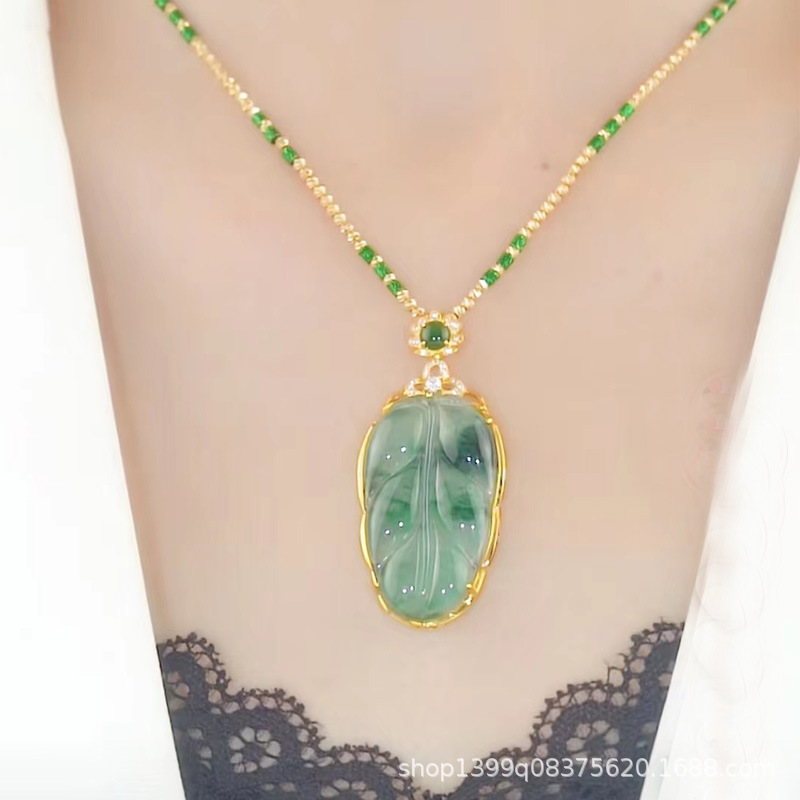Jinji jade hoja de imitación jade verde collar colgante de las mujeres de hoja grande youcheng bambú suéter cadena colgante de ropa
