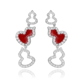 戒指;项链;耳环