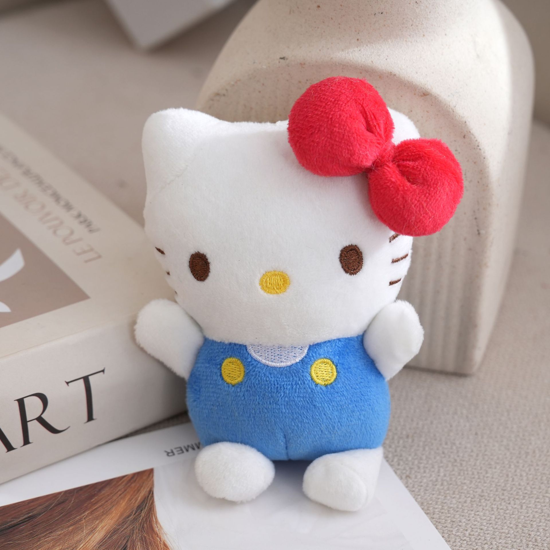 KT 고양이 사파이어색 의류