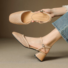 法式百搭镂空编织粗跟包头凉鞋女2025新款真皮凉鞋
