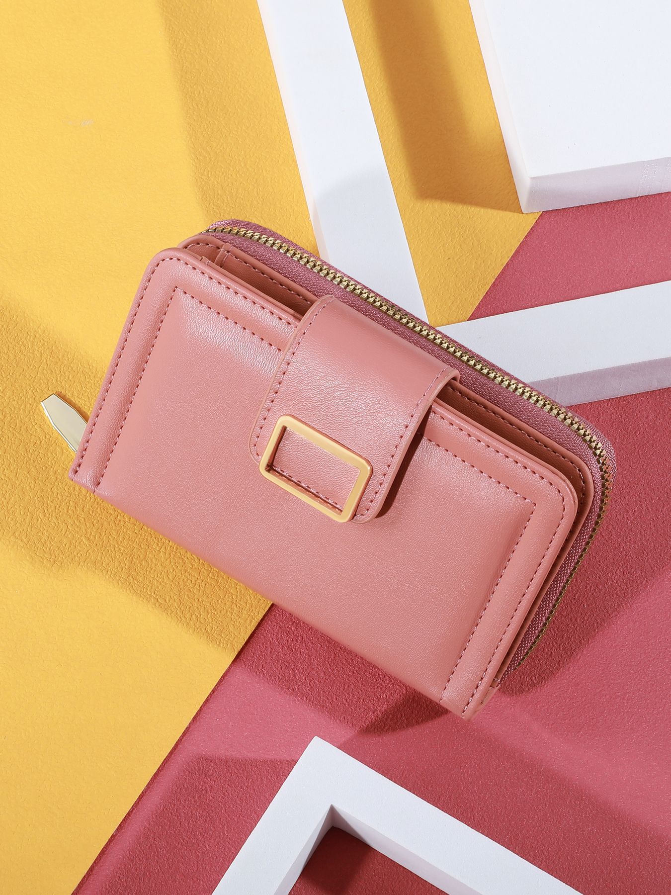 Diseño de nicho 2025 nuevas damas de verano pequeñas, frescas y exquisitas monederos plegables, carteras largas para estudiantes, carteras largas para mujeres
