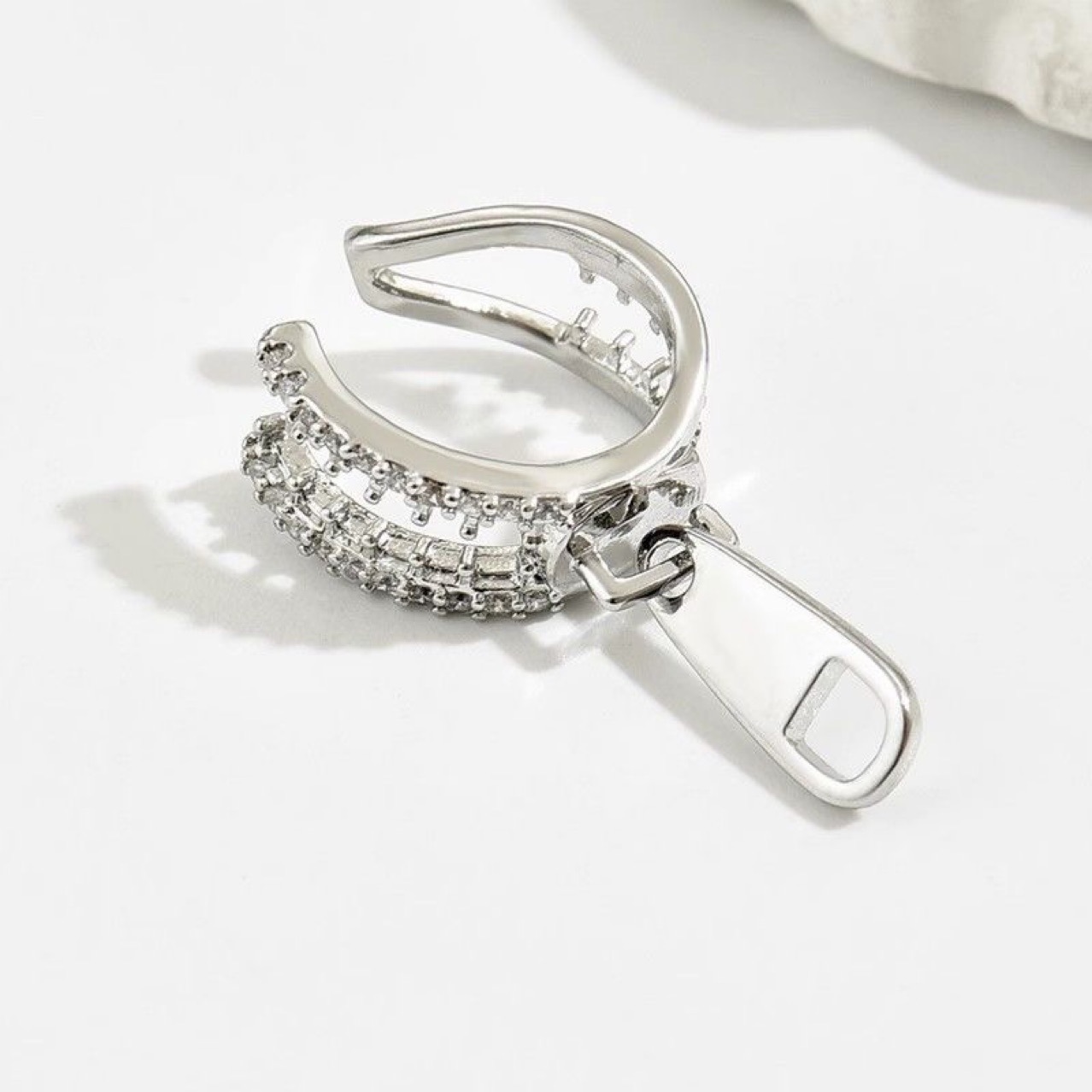 Pendientes de clip para orejas no perforadas estilo minimalista_voghion.com