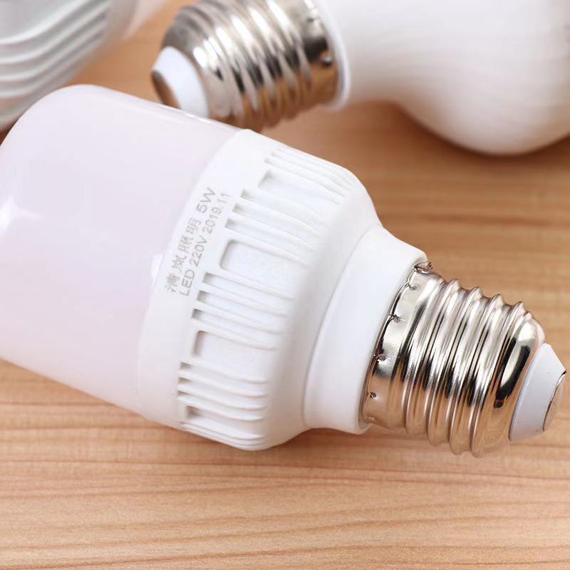 13092920796_1540518467