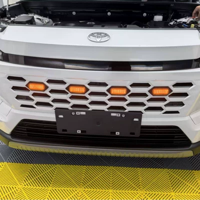 Suitable for 26 models of the new Wildlander off-road exterior modification, small yellow lights for the front bumper decoration and ambient lighting (İşçi projektorları)