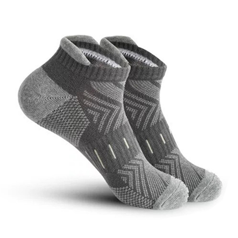 运动袜子男透气吸汗网眼短袜提耳护跟篮球袜棉专业马拉松跑步袜子