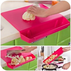 メーカーのホット販売二合一まな板は板の滑り止めまな板を押して、台所用品のプラスチックまな板セットを取り外します。