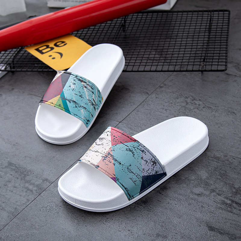 2022 Foreign Trade New Summer Couple Slippers Women's Summer Wearing Trendy Non-slip New Fashionable All-match Slippers