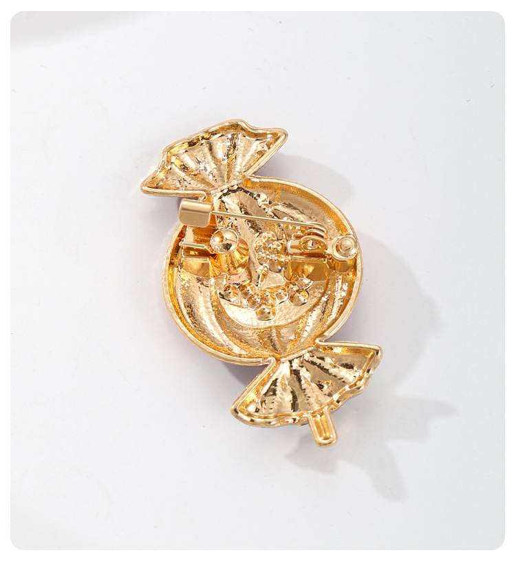 Halloween pumpkin candy brooch, striped candy-shaped, diamond-embellished enamel, eco-friendly alloy, women's suit decoration pin