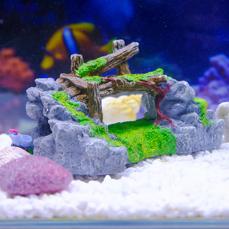 Venta caliente pecera acuario adorno sumergido dibujos animados mini casa de piña PVC no se rompe agua pescado y camarones tanque de refugio