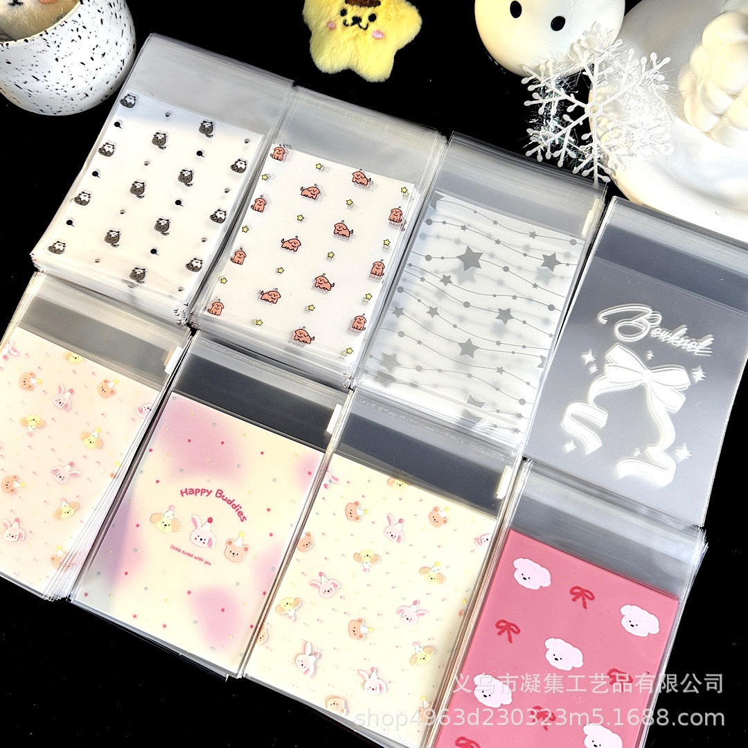 Colección de bolsas autoadhesivas de dibujos animados lindo original, bolsa de embalaje de joyería de regalo de alto valor, tarjeta pequeña, bolsa sellada dividida