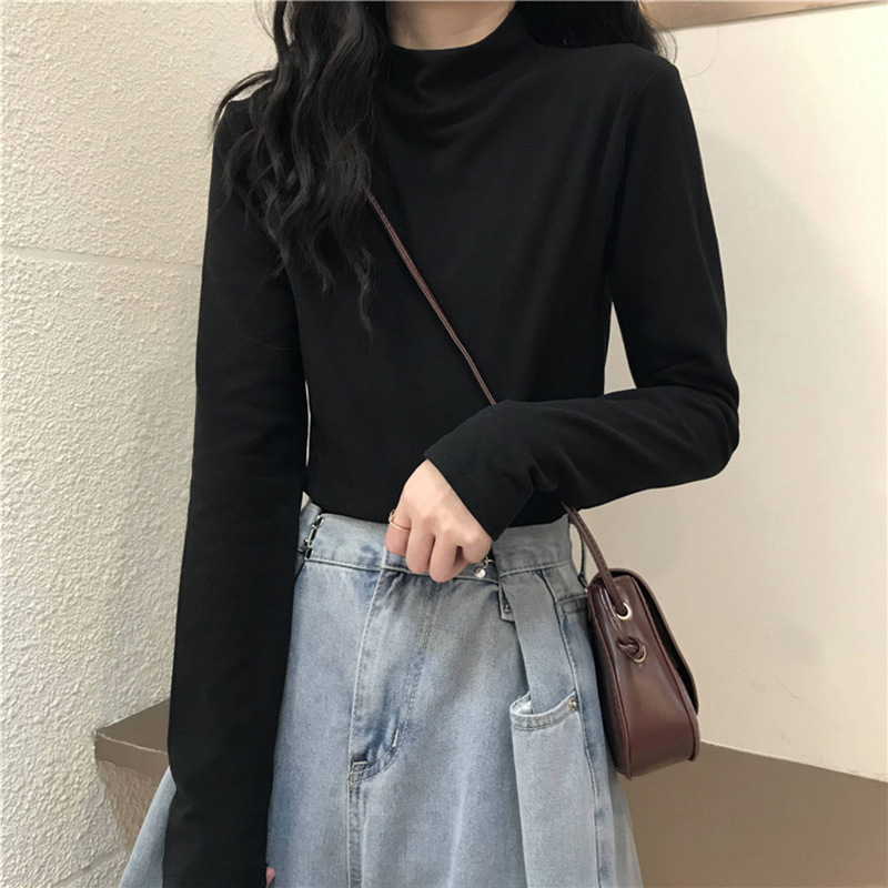 저먼 벨벳 하프 터틀넥 블랙