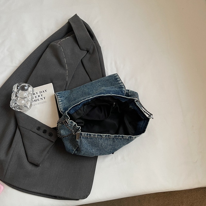 Bolso de mezclilla bolso de mujer bolso de alta capacidad de mensajero de verano 2024 nuevo bolso de viaje de un solo hombro de cadena casual