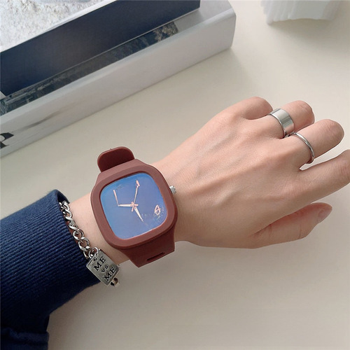 Stylish square watch for women, Instagram-inspired college style quartz watch for students, unique minimalist Korean version electronic watch