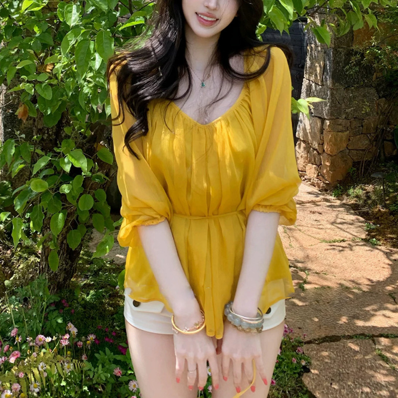 Soft Gauze Dream Weaving V-Neck High-Transparency Pleated Tie Chiffon Blouse for Women, Spring/Summer Short-Sleeve Top, Elegant French Style 2026 Trend