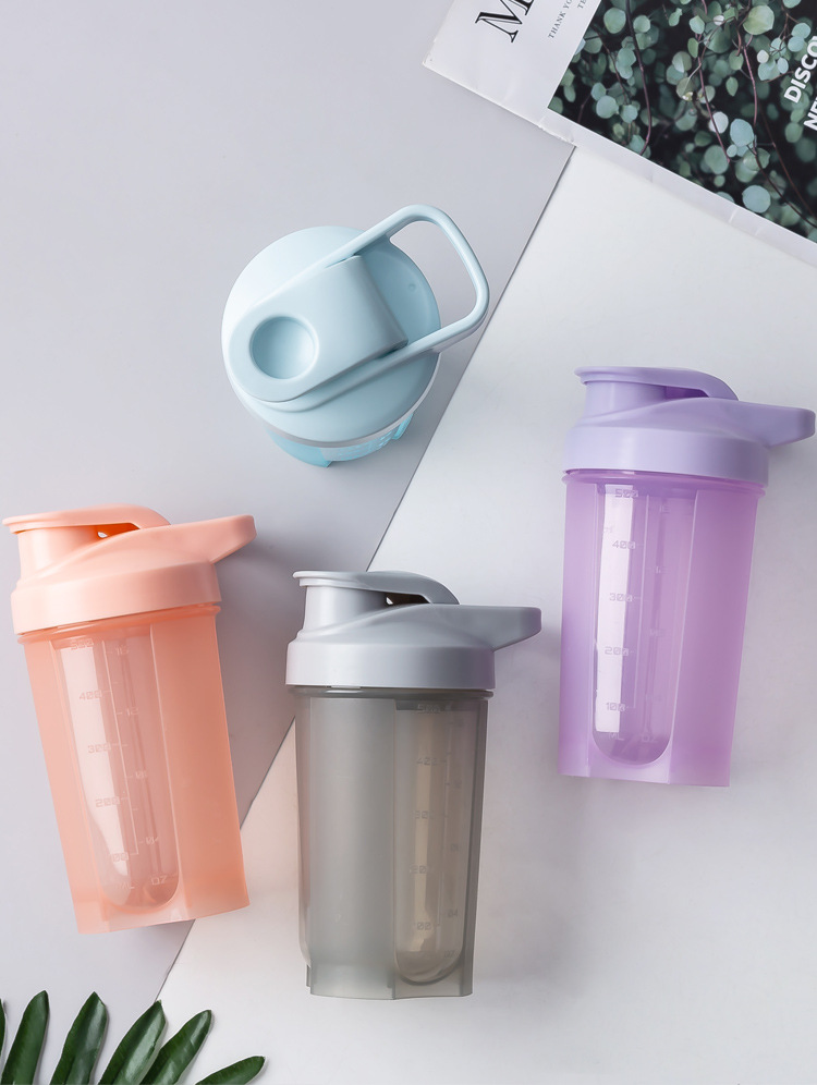 Casual Solid Color Plastic Water Bottles display picture 1