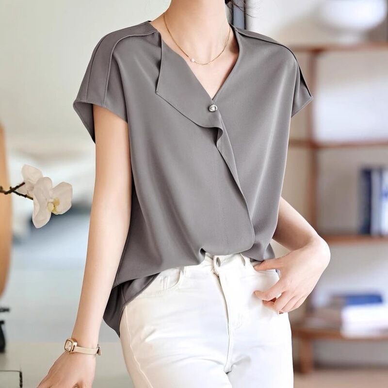 Hazy Light-Sensing Raglan Sleeve Shirt for Women, Summer Commuting Simple Top with Irregular Neckline Design Hazy Light-Sensing Raglan Sleeve Shirt for Women, Summer Commuting Simple Top with Irregular Neckline Design
