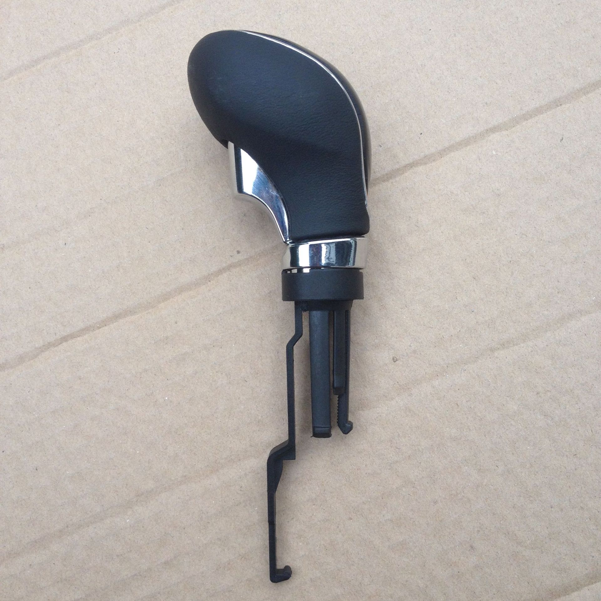 Adecuado para Chevrolet nueva vela mano palanca de cambio cubierta de polvo manual Cambio de engranaje cabeza balonmano image 2