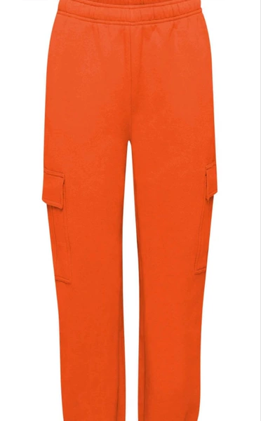 Orange red