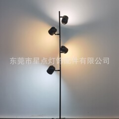 北欧の新作、個別に制御可能なフルスペクトルLEDフロアランプ、360度回転可能な書斎・リビングルーム用フロアランプ