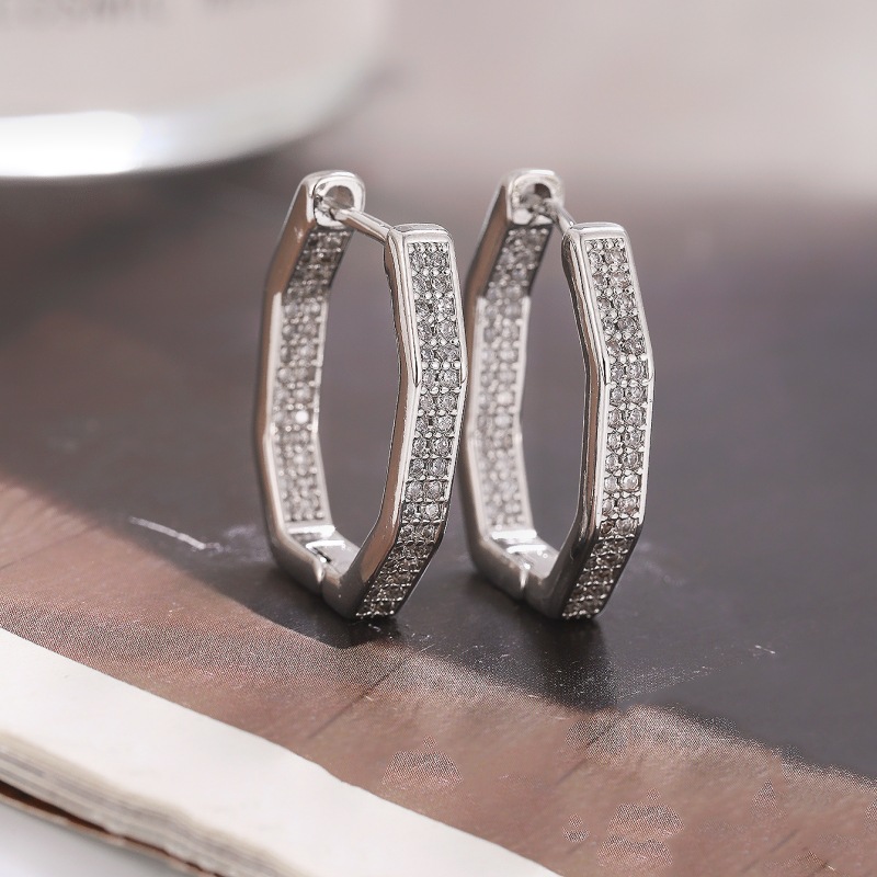 La moda europea y americana de lujo ligero cobre con incrustaciones de circón pendientes geométricos retro cuadrilátero INS nicho todo-fósforo de la joyería del oído